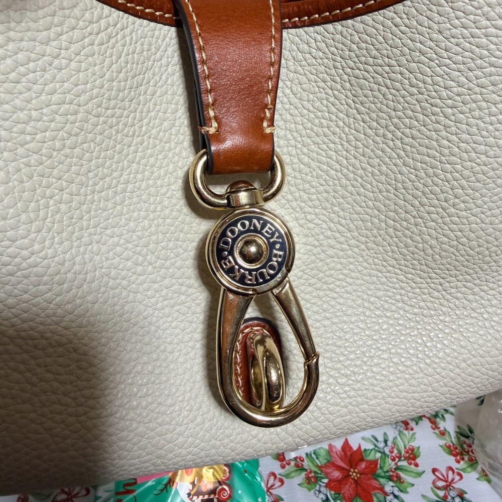 Dooney & Bourke Pebble Grain Logo Lock 2 Piece Set - Picture 14 of 14